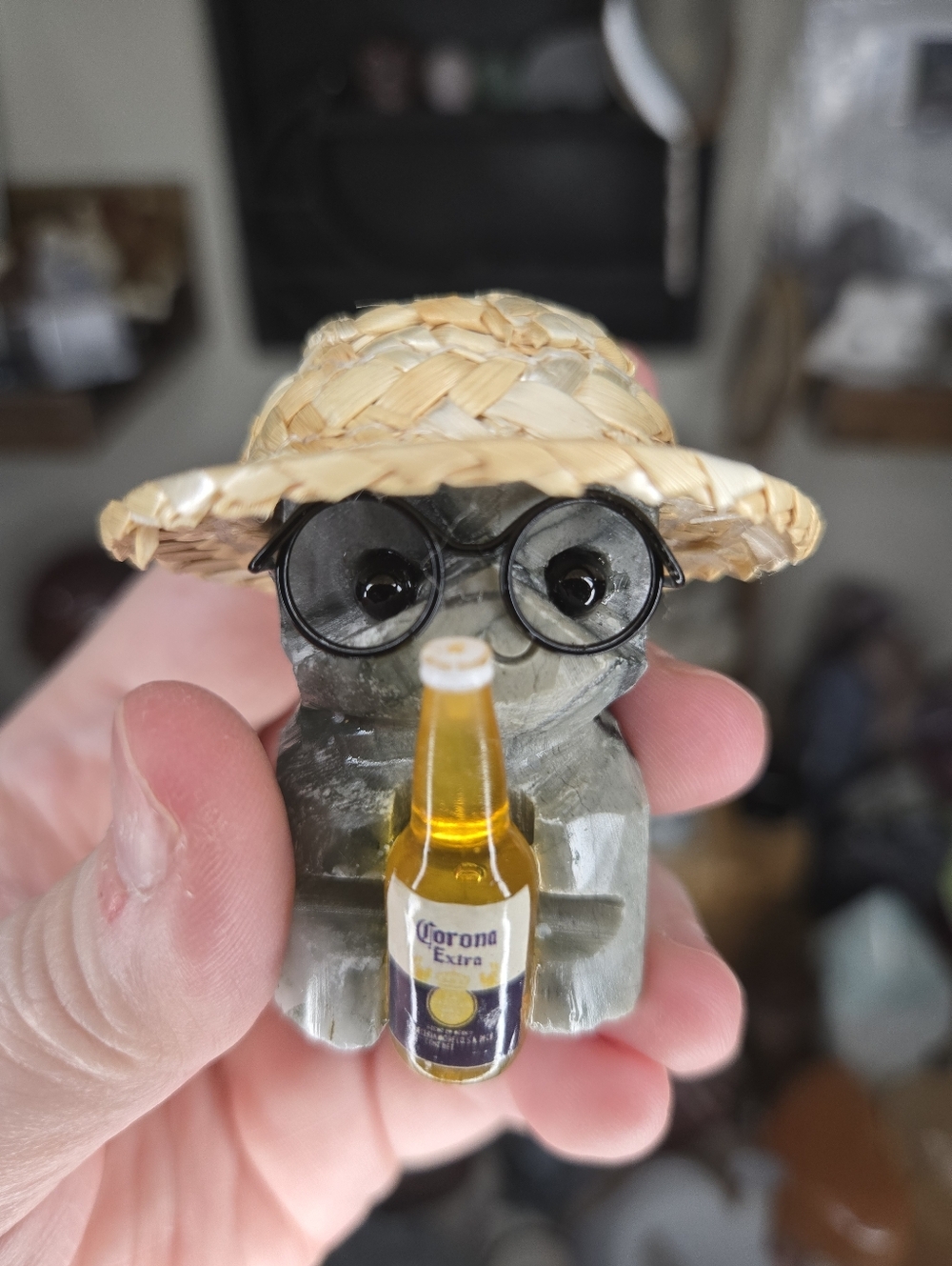 Bloodstone (Heliotrope) Corona Beer Straw Hat Glasses Buddy